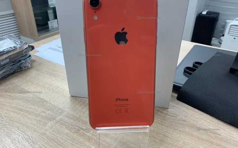 Apple iPhone Xr 64 ГБ