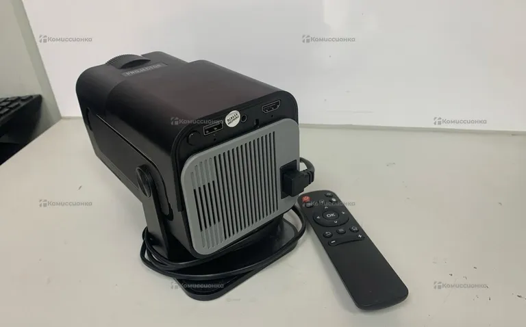 Проектор  Smart HY320