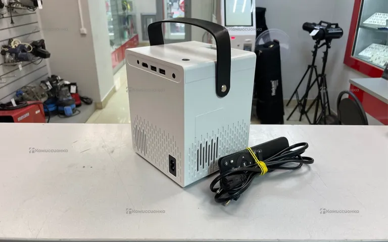 Проектор Smart HD Projector