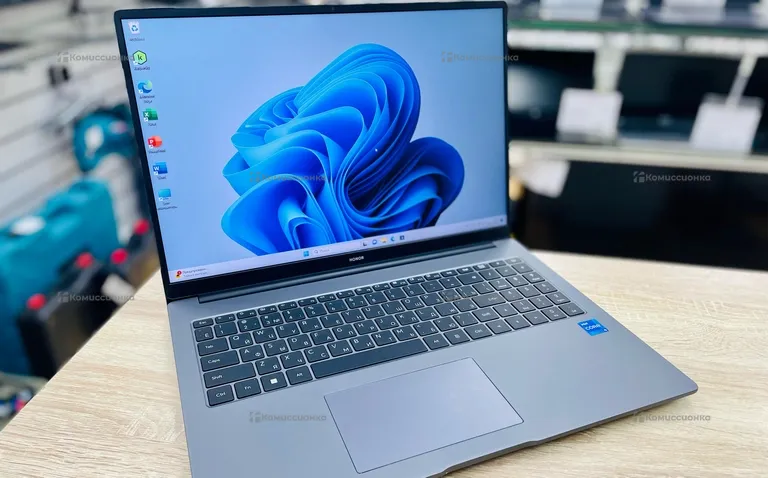 Ноутбук  Honor Magicbook X16