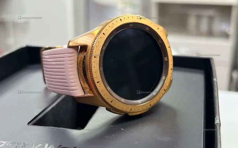 Часы  Samsung Galaxy Watch 42mm