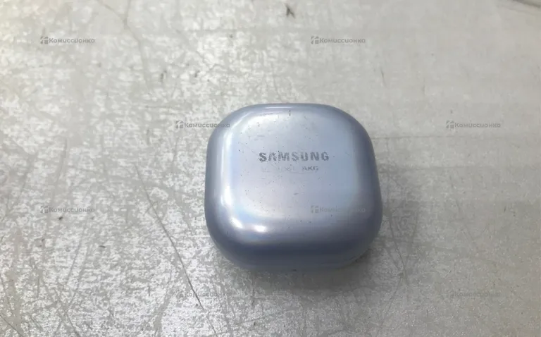 Наушники  Samsung Buds Life