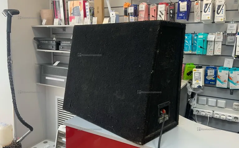 Сабвуфер  Sony XPLOD 1300W