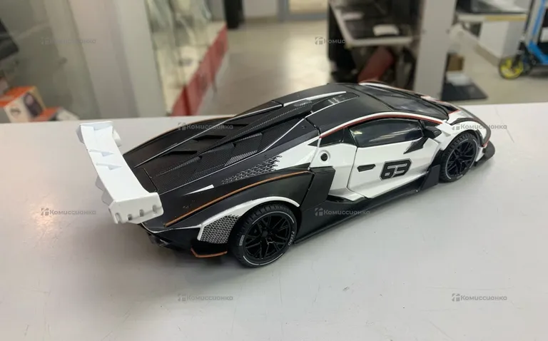 Машинка Lamborghini 63