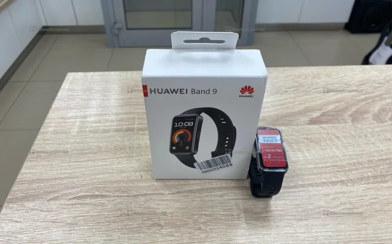 Часы  Huawei Band 9