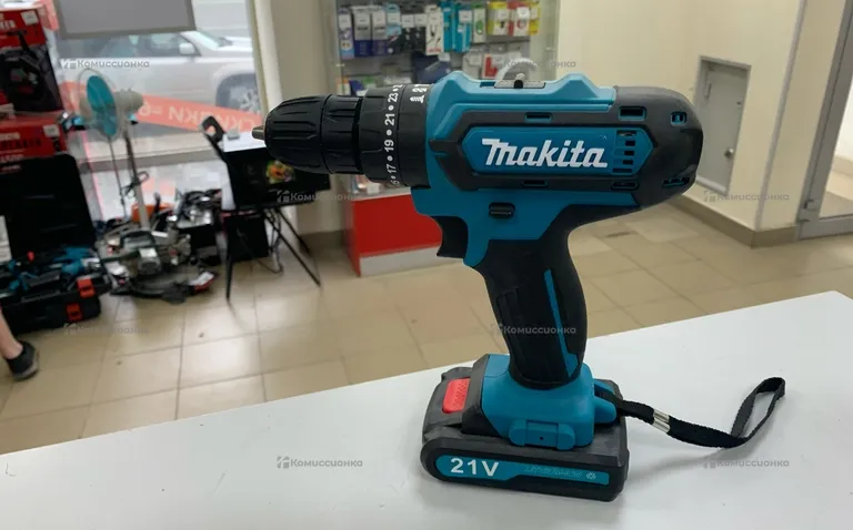 Шуруповерт Makita реплика 21V.