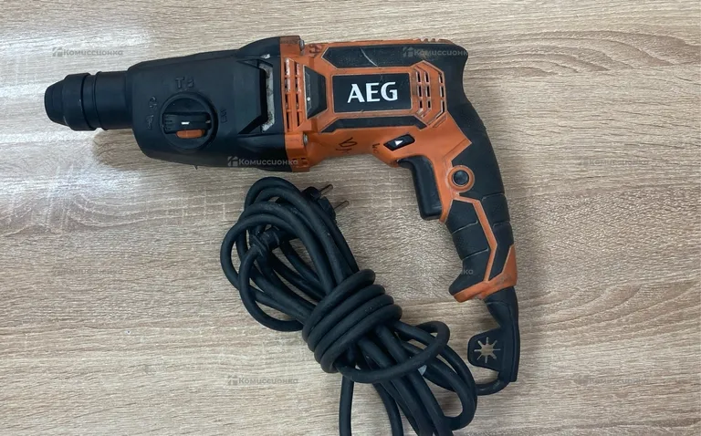 Перфоратор AEG KH24IE