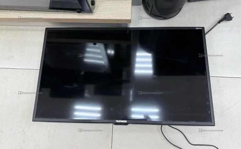 Телевизор Telefunken TF-LED32S34