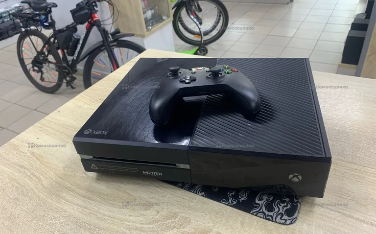 Приставка Xbox One 512GB