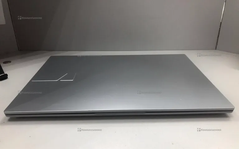 Ноутбук Asus Vivobook 16 X1605V-MB689