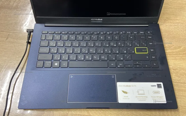 Ноутбук  ASUs VivoBook 14