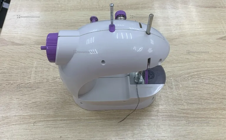 Швейная машина Mini Sewing Machine