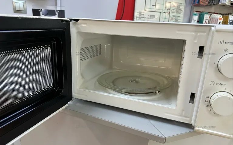 Микроволновая печь  oasis mw-70mw
