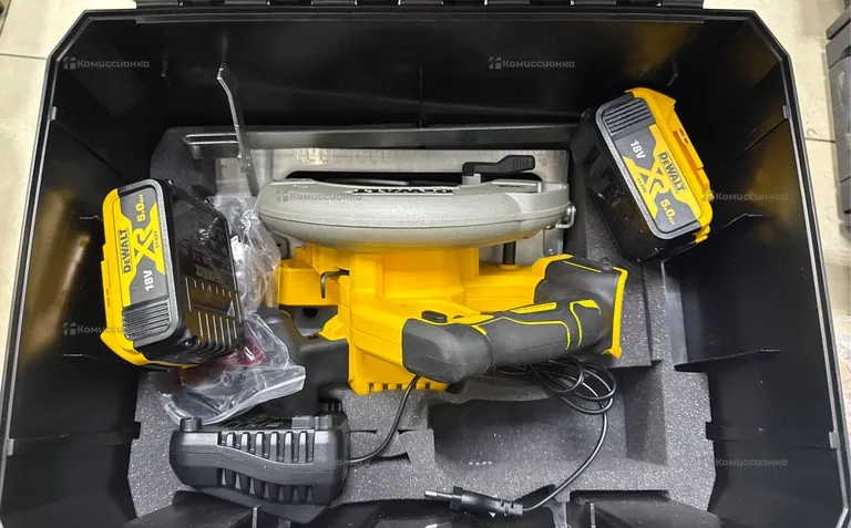 Аккумуляторная Дисковая пила Dewalt DCS570 Type 2