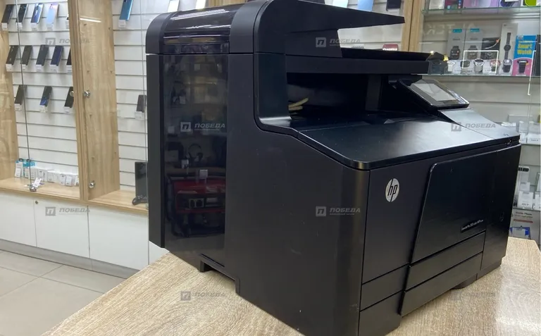 Принтер HP Laser Jet Pro 200 Color MFP M276N