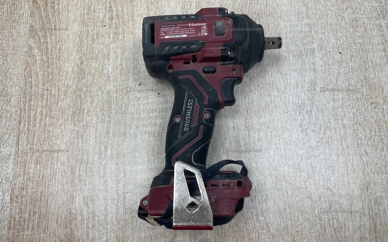 гайковерт ударный бесщеточный Niw-20-accum