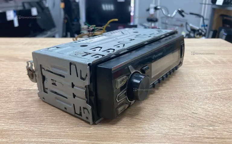 Автомагнитола  pioneer mvh-170