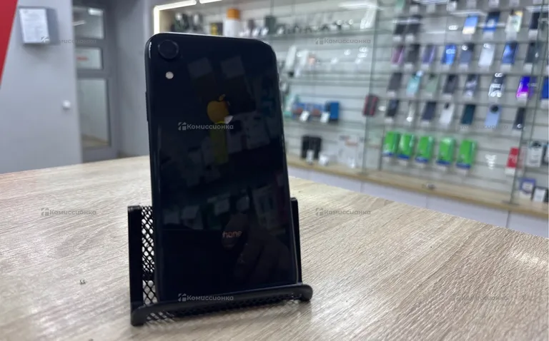 Apple iPhone XR 64ГБ