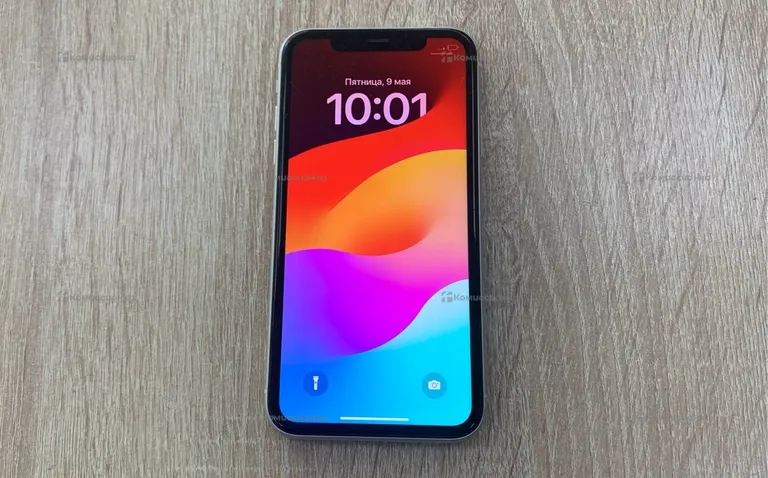 Apple iPhone 11 64 ГБ