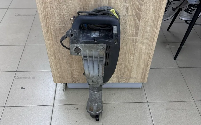 Отбойный молоток Интерскол М-25/1500В