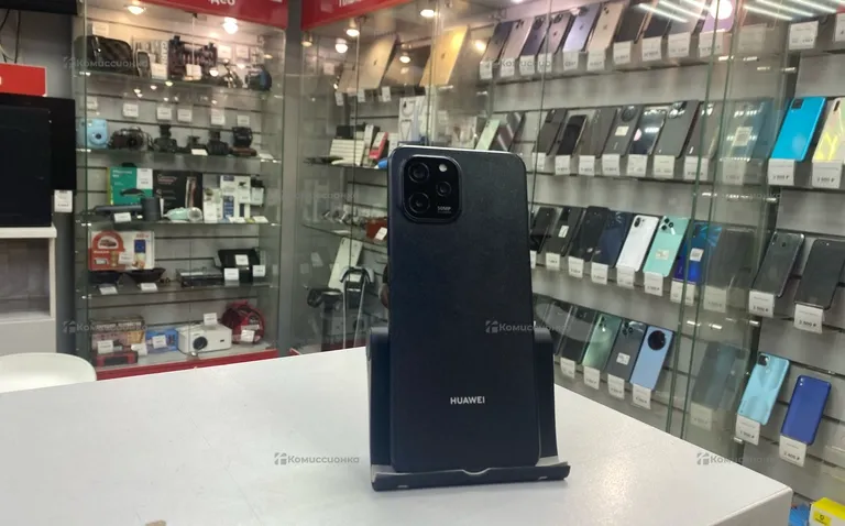 Huawei Nova Y61 4/128 ГБ