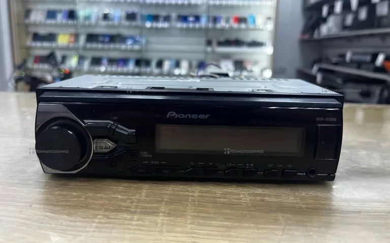 Автомагнитола  Pioneer 180ubg