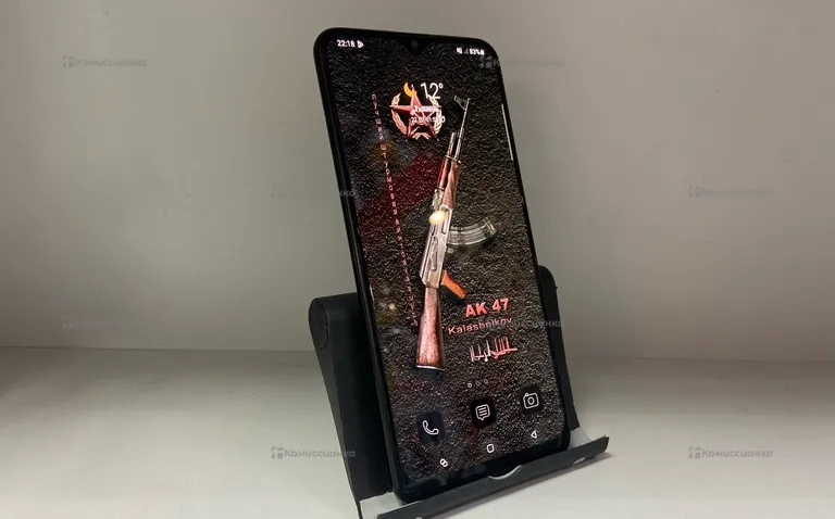 Samsung Galaxy A20 3/32 ГБ.