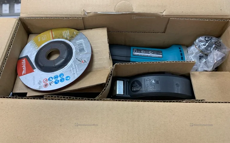 Makita УШМ GA5030R