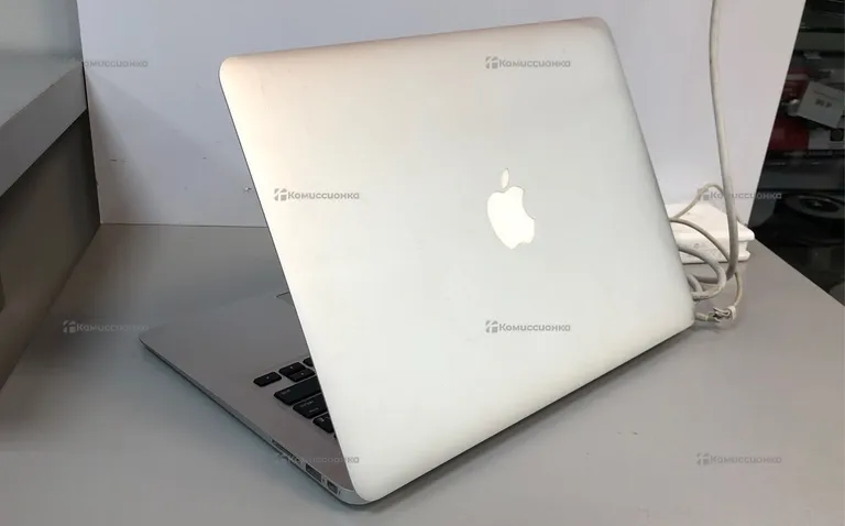 Macbook Air 13 2011