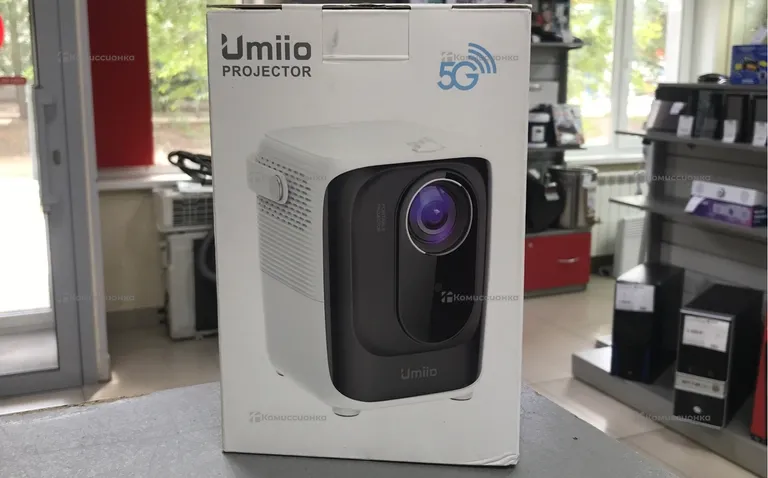 Проектор  ultra hd UMILA