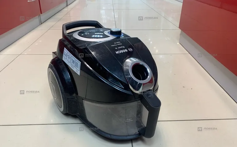 Пылесос Bosch Runn’n Hepa turbo 2200w