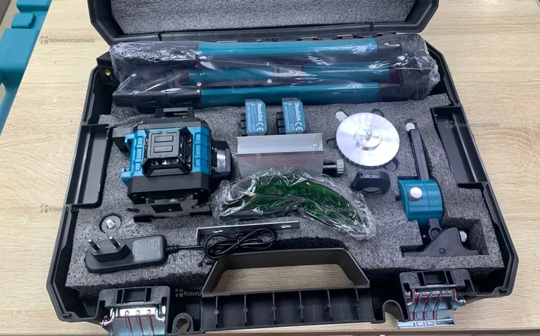 Лазерный уровень Makita(реплика)