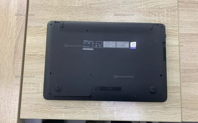Ноутбук Asus R543B