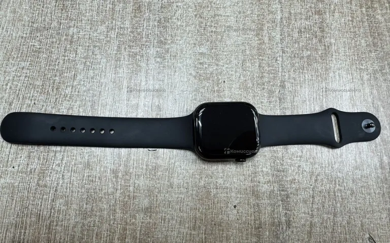 Часы Apple Watch 10