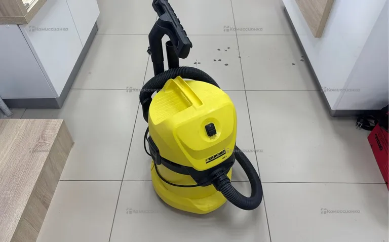 Пылесос  строительный Karcher WD3