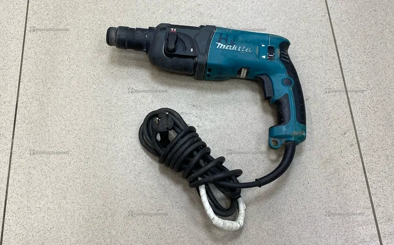 Перфоратор Makita HR 2460