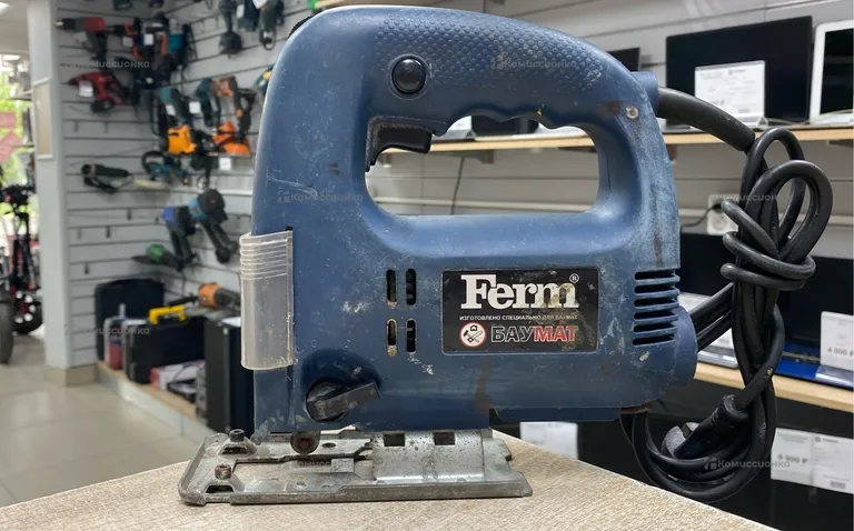Электролобзик Ferm JSV-650P