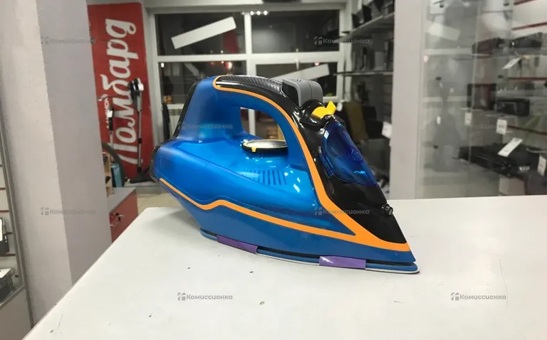 Утюг CENTEK CT-2363