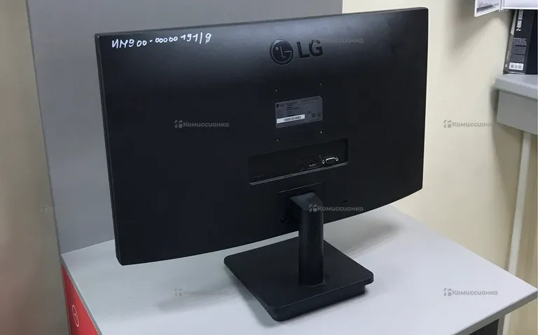 Монитор LG 24MP400-B