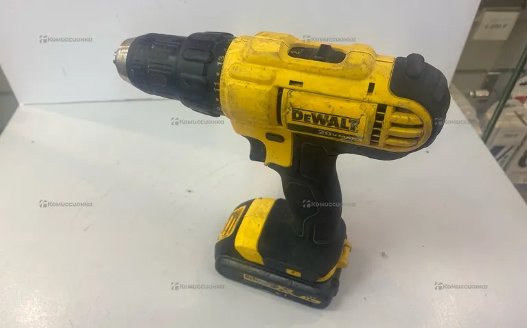 шуруповерт Dewalt DCD771 ks