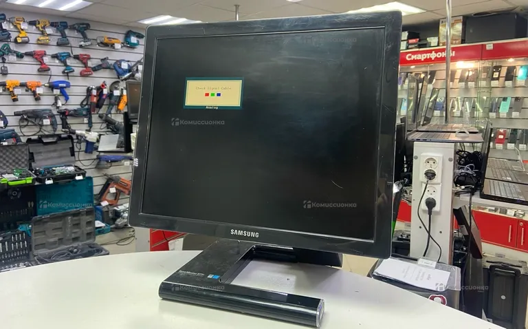 Монитор Samsung SyncMaster 971P