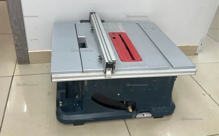 Распиловочный станок BOSCH GTS 635-216