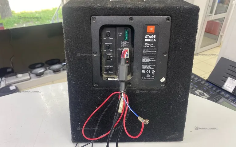 Сабвуфер  JBL 800ba