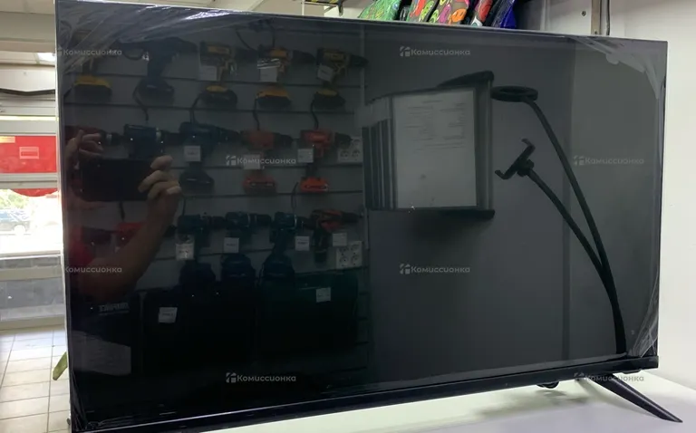 телевизор Smart  TV 32