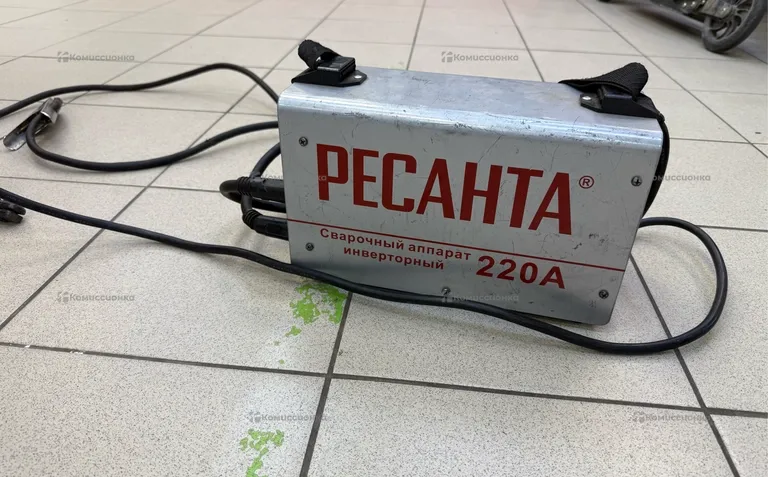 Сварочный аппарат инверторный Ресанта САИ220А