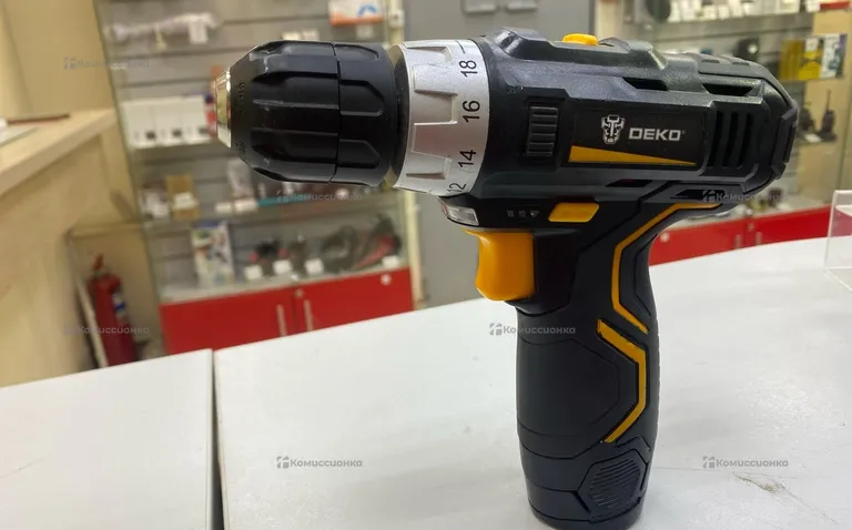 Шуруповерт Deko gcs12du3