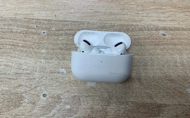 Наушники  Apple AirPods Pro