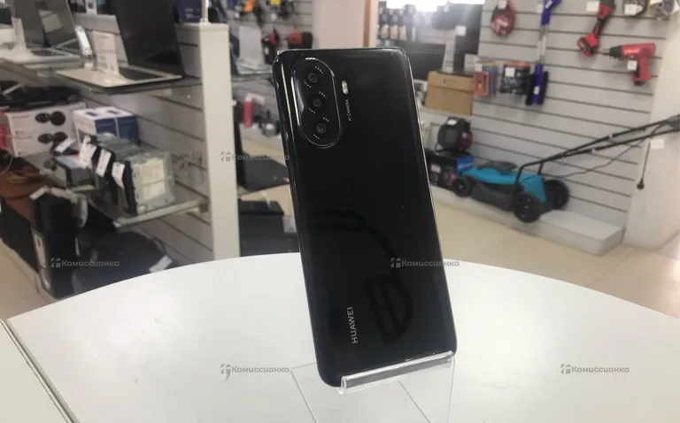 HUAWEI nova Y70 4/128