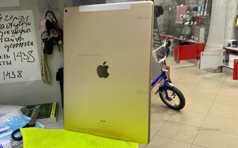 Планшет Apple Планшет Apple iPad Pro 12.9 128Gb