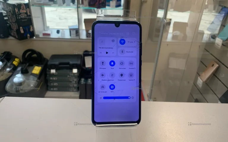 Honor 10i 4/128Gb